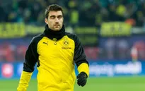 Bố của Sokratis: "Con trai tôi sẽ ký hợp đồng với đội bóng mới trong hôm nay"