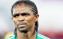 Nwankwo Kanu bị trộm "viếng thăm"