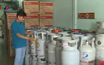 Giá gas tăng 1.000 đồng/bình 12kg