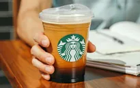 Chiến dịch thay thế ống hút nhựa của Starbucks