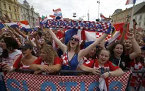 Biển người chào đón ĐT Croatia tại quê nhà