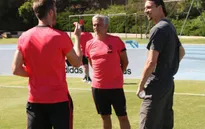 Ibrahimovic bóng gió về "bom tấn", fan Man Utd khấp khởi mừng thầm