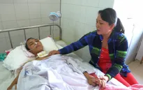 Con trai bị chấn thương sọ não, vợ chồng nghèo khánh kiệt