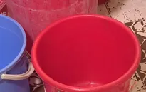 Hà Nội: Người dân khổ sở vì mất nước sạch giữa cao điểm nắng nóng