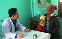 Khám sức khỏe miễn phí cho bà con miền núi