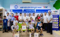 Trao 300 phần quà ý nghĩa đến các bệnh nhi tại bệnh viện Huyết học Truyền máu Trung Ương