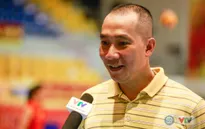 HLV Nguyễn Tuấn Kiệt dẫn dắt đội tuyển bóng chuyền nữ Việt Nam