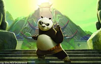 Bật cười với màn “thi triển kungfu” của gấu trúc