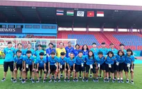 Đội tuyển nữ Việt Nam thăm sân thi đấu Bumi Sriwijaya tại Palembang