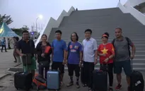Phóng viên thể thao VTV tác nghiệp tại ASIAD 2018: Niềm vui của bố mẹ các cầu thủ ĐT Olympic Việt Nam tại Indonesia