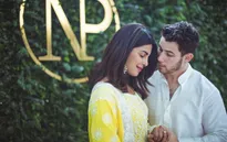 Nick Jonas đính hôn cùng Hoa hậu Thế giới 2000 Priyanka Chopra tại Ấn Độ