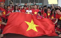 Phóng viên Thể Thao VTV tác nghiệp tại ASIAD 2018: Hành trình cổ vũ của các CĐV Việt Nam tại Indonesia