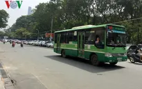 Phát hiện 11 tài xế xe bus ở TP.HCM vi phạm qua camera giám sát