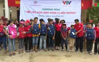 Hỗ trợ học sinh vùng lũ huyện Cẩm Thủy, Thanh Hóa kịp thời đón chào năm học mới