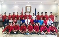 ĐT U19 Việt Nam thăm Đại sứ quán Việt Nam tại Qatar