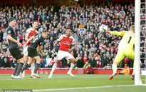 Đánh bại Everton, Arsenal áp sát top 4 Ngoại hạng Anh