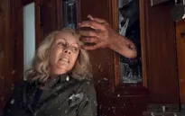 Vượt qua đối thủ nặng ký “A Star Is Born”, “Halloween 2018” thống trị phòng vé