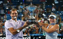 Những pha xử lý ngoạn mục của Roger Federer tại Hopman Cup 2018