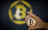 Bitcoin và hàng loạt đồng kỹ thuật số khác rớt giá mạnh