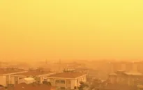 Bão bụi nhuộm vàng miền Đông Nam Thổ Nhĩ Kỳ