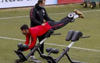 Diego Costa “hùng hục” tập luyện chờ ngày tái xuất