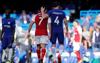 Sanchez "tỏ tình" với Fabregas