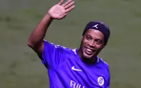 Người hâm mộ Brazil nuối tiếc về việc Ronaldinho giải nghệ