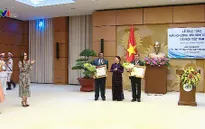 Trao huân chương hữu nghị cho nguyên Chủ tịch IPU và Tổng thư ký IPU