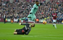 VIDEO Tổng hợp trận đấu: West Ham 1-0 Arsenal (Vòng 22 Ngoại hạng Anh)