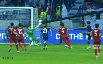VIDEO: Minamino bó tay trước tài năng của thủ môn Đặng Văn Lâm