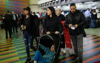 Các nhà ngoại giao Mỹ bắt đầu rời Venezuela