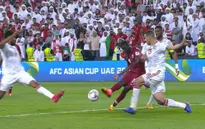 VIDEO: Sao trẻ ĐT Qatar cân bằng kỷ lục với huyền thoại bóng đá Iran