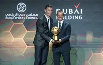 Cristiano Ronaldo lần thứ 5 nhận giải thưởng Globe Soccer