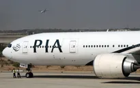 Pakistan Airlines yêu cầu các tiếp viên giảm cân