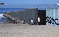 Tổng thống Trump dọa dùng quyền khẩn cấp để xây tường biên giới