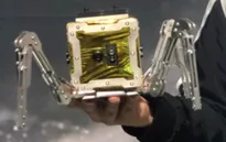 Ra mắt robot thăm dò Mặt trăng