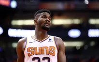 DeAndre Ayton nhận án phạt nặng từ NBA