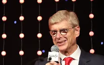 Arsene Wenger từ chối lời mời của các CLB Anh