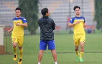 Ảnh: Công Phượng - Văn Hậu tích cực tập luyện ngay sau khi về nước hội quân