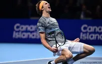 ATP Finals 2019: Đánh bại Daniil Medvedev, Alexander Zverev giành quyền vào bán kết