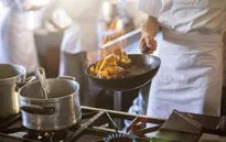 Mỹ khuyến khích người dân nấu bếp điện thay bếp gas