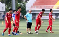 SEA Games 30: Mặt sân nhân tạo, nỗi lo của HLV Park Hang Seo