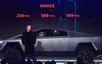 Elon Musk lý giải sự cố vỡ kính trong buổi ra mắt xe bán tải chống đạn Cybertruck