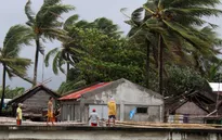 Bão Kammuri đổ bộ vào Philippines với sức gió 175km/h