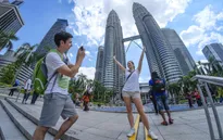 Malaysia miễn thị thực cho khách du lịch