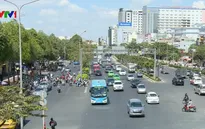 TP.HCM nắng nóng, chỉ số tia UV ở mức cao