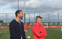 Trước đại chiến Liverpool, HLV Solskjaer mời hàng loạt huyền thoại Man Utd về "tiếp lửa"