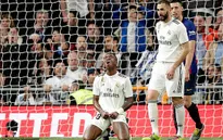 ẢNH: Real Madrid gục ngã trước Barcelona trong trận cầu Siêu kinh điển
