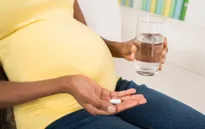 Mẹ uống vitamin trong thai kỳ giúp giảm nguy cơ tự kỷ ở trẻ