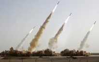 Iran ra mắt tên lửa hành trình mới